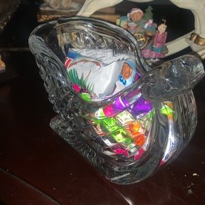 Candy dish